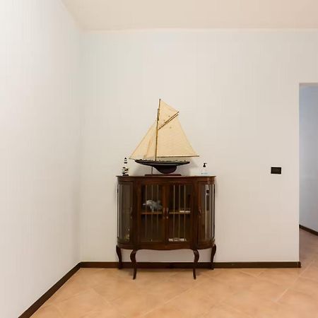 Bluemar Guest House Castellammare di Stabia Bagian luar foto
