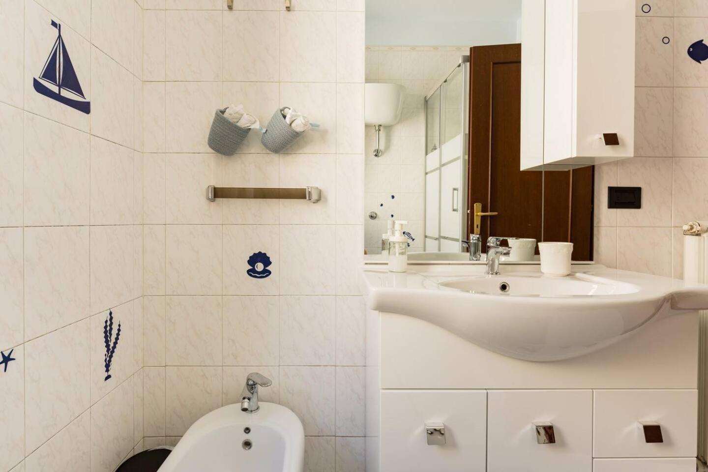 Bluemar Guest House Castellammare di Stabia Bagian luar foto